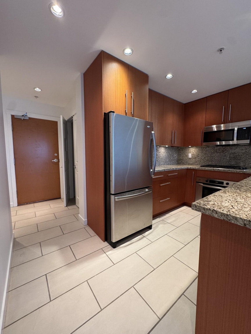 607-2688 West Mall, Vancouver, BC, V6T 2K6 - 4