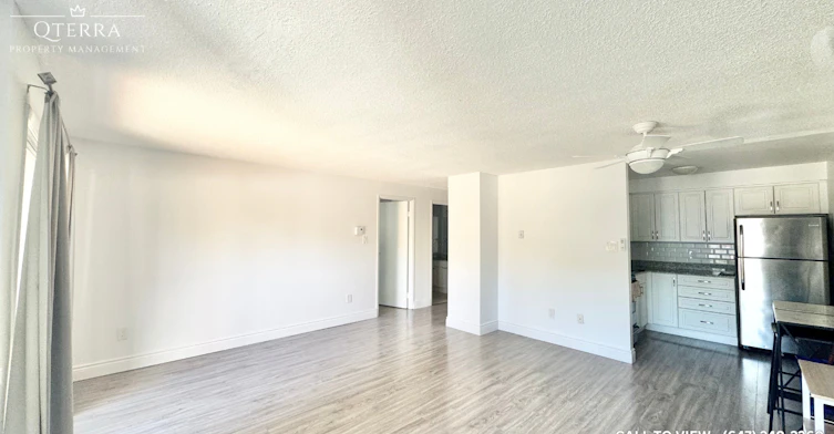 106-276 Eiwo Court, Waterloo, ON, N2K 3M6 - 3