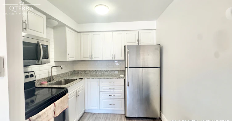 106-276 Eiwo Court, Waterloo, ON, N2K 3M6 - 2