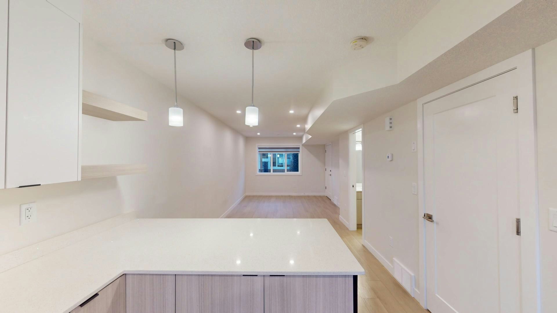 15814 100a Avenue NW, Edmonton, AB, T5P 0L8 - 2