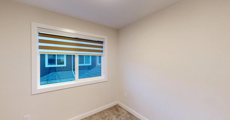 15814 100a Avenue NW, Edmonton, AB, T5P 0L8 - 4