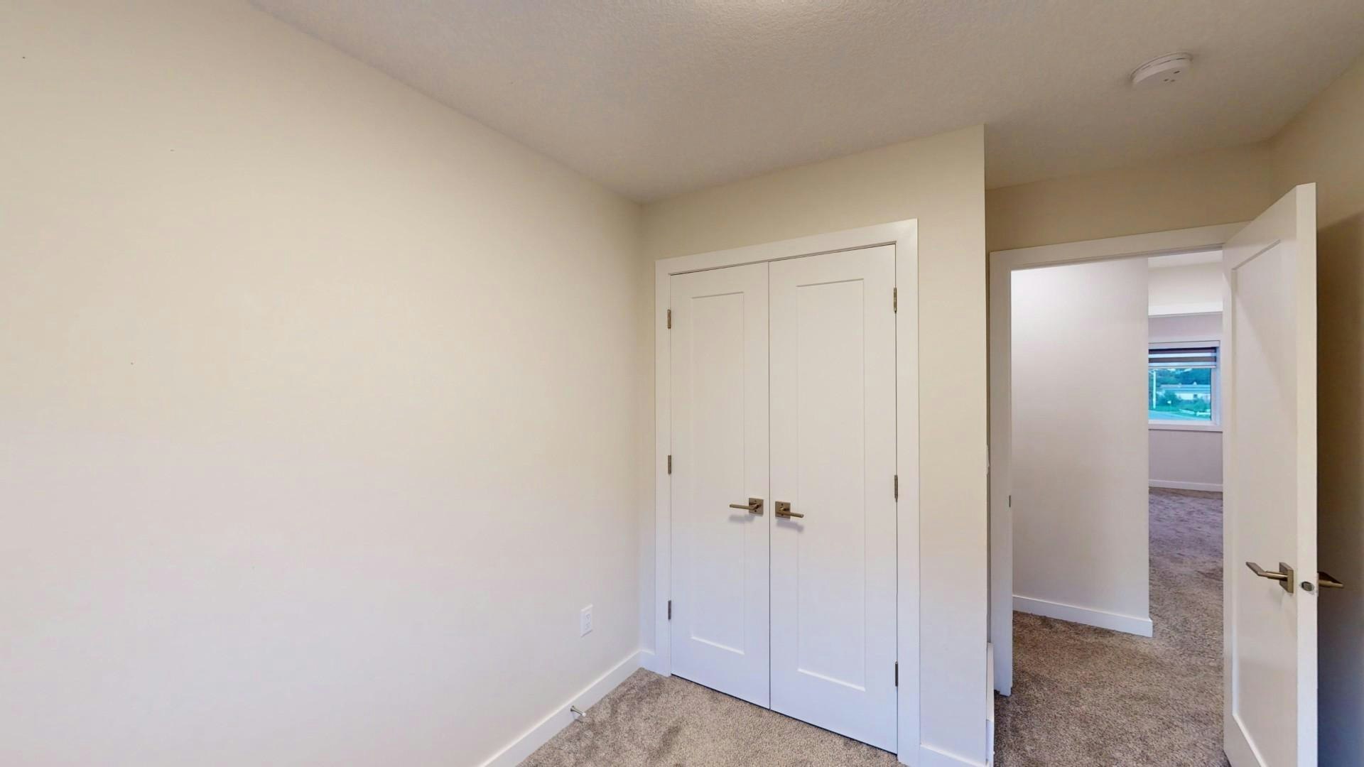 15814 100a Avenue NW, Edmonton, AB, T5P 0L8 - 5