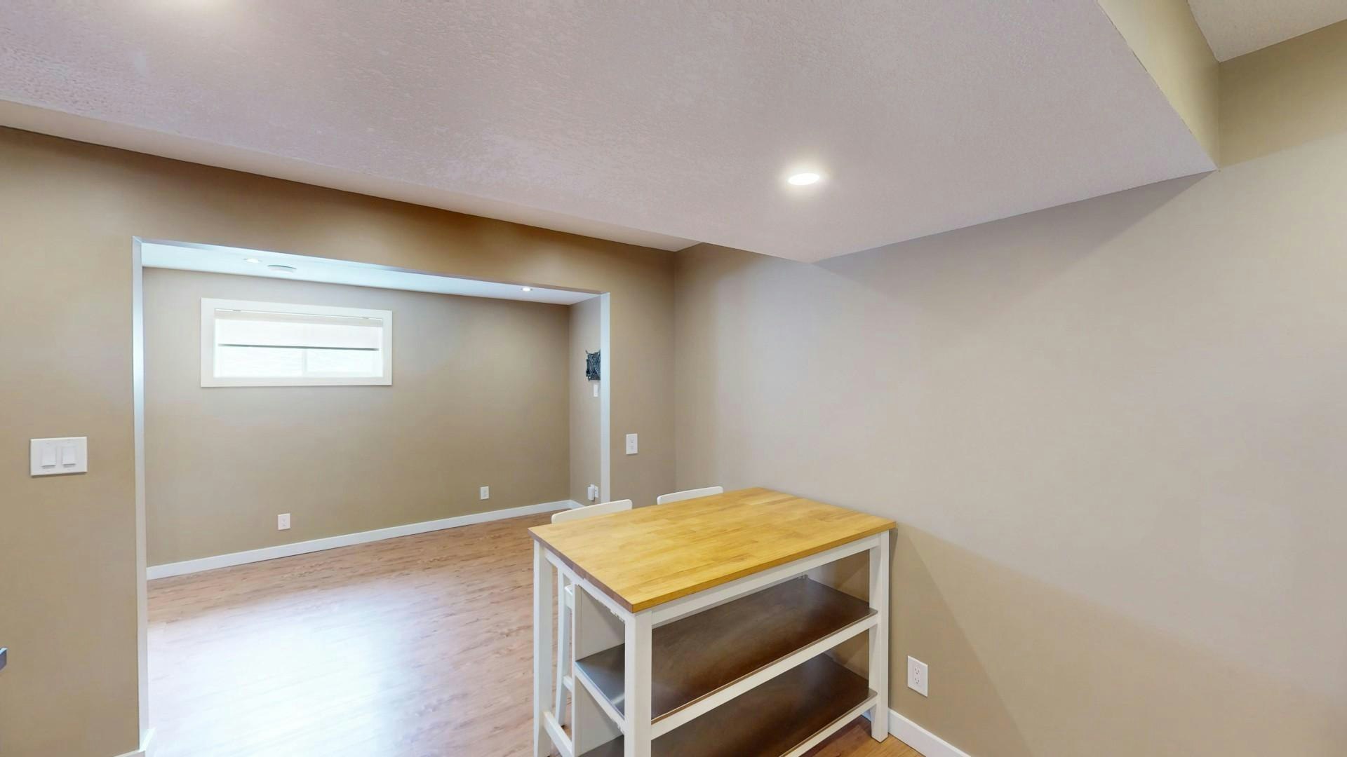 41B Huntford Road NE, Calgary, AB, T2K 3Y8 - 3
