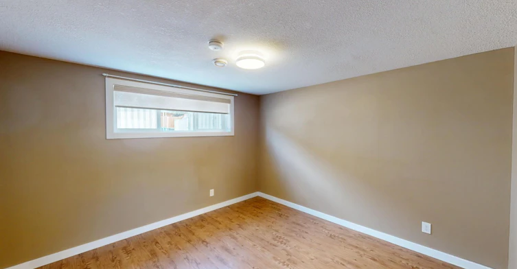 41B Huntford Road NE, Calgary, AB, T2K 3Y8 - 10