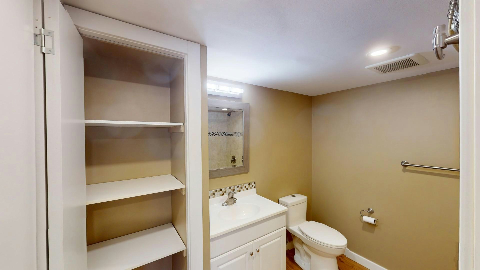 41B Huntford Road NE, Calgary, AB, T2K 3Y8 - 9