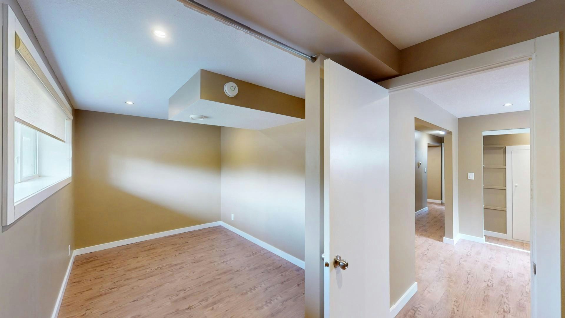 41B Huntford Road NE, Calgary, AB, T2K 3Y8 - 7