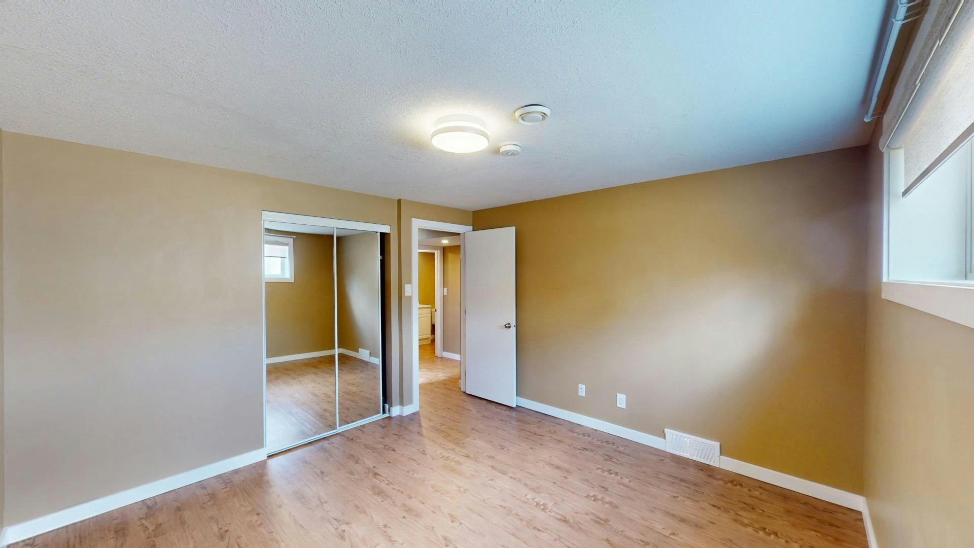 41B Huntford Road NE, Calgary, AB, T2K 3Y8 - 11