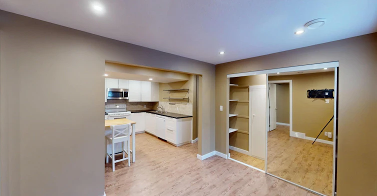 41B Huntford Road NE, Calgary, AB, T2K 3Y8 - 5