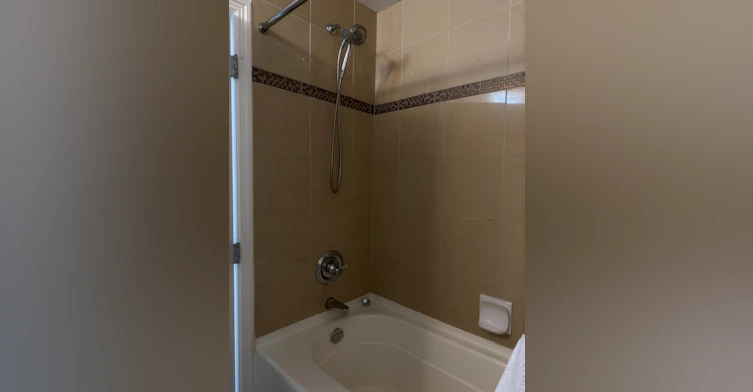1211 Melville Street, Vancouver, BC, V6E 0A7 - 6
