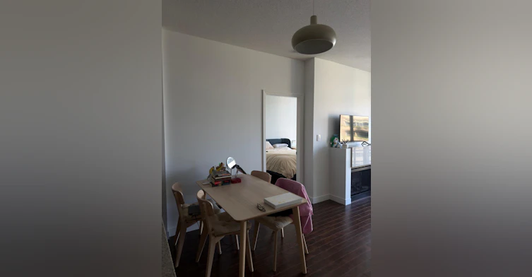 1211 Melville Street, Vancouver, BC, V6E 0A7 - 2