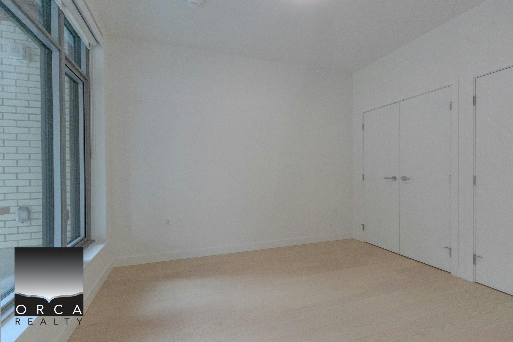 777 Harbour Way, North Vancouver, BC, V7P 3R7 - 4