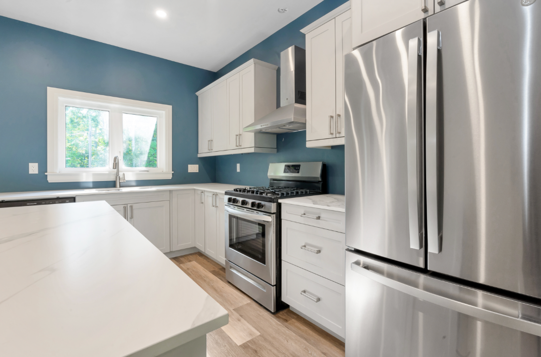 6 Oneida Crescent, Tiny, ON, L9M 0B2 - 5