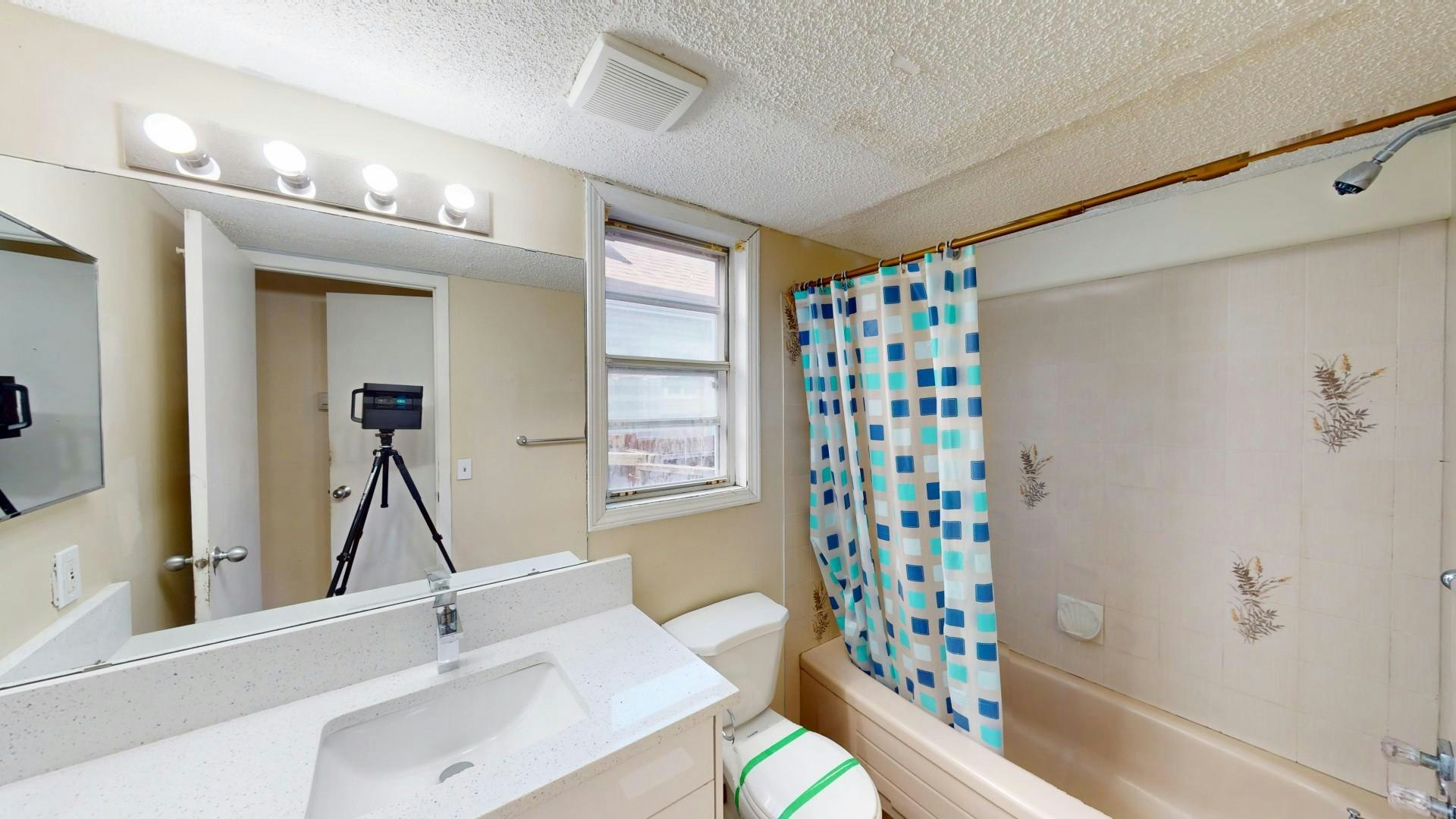 37 Martingrove Way Ne, Calgary, AB, T3J 2T2 - 7