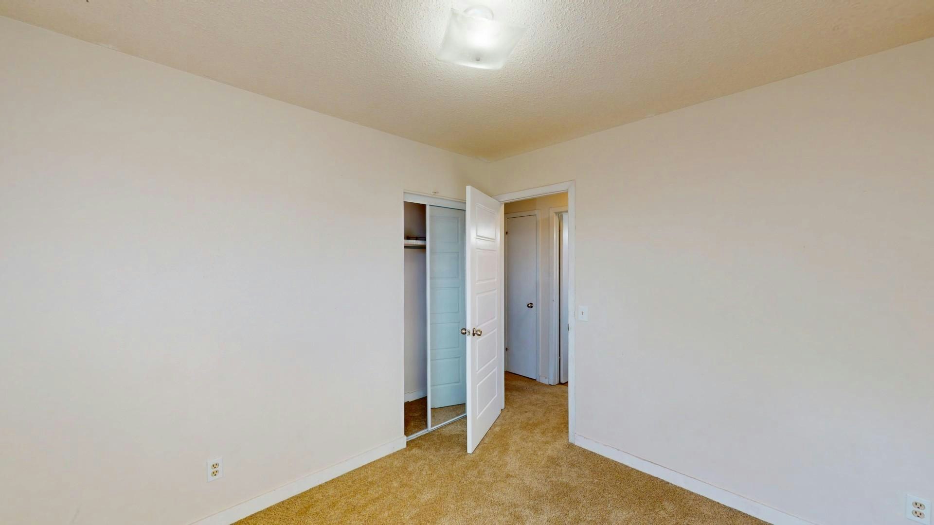 37 Martingrove Way Ne, Calgary, AB, T3J 2T2 - 11