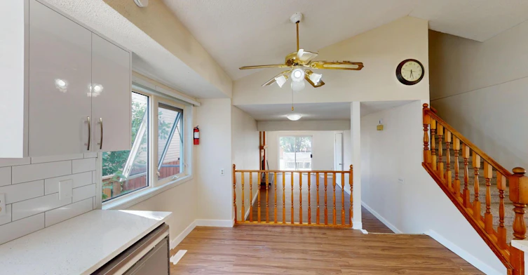 37 Martingrove Way Ne, Calgary, AB, T3J 2T2 - 5