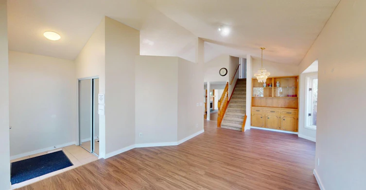 37 Martingrove Way Ne, Calgary, AB, T3J 2T2 - 3