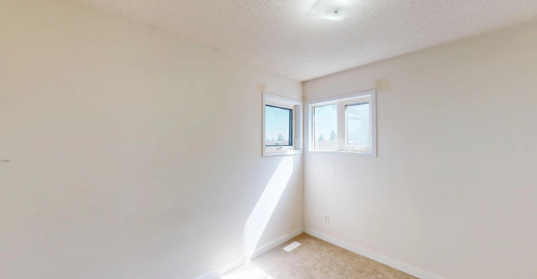 37 Martingrove Way Ne, Calgary, AB, T3J 2T2 - 10