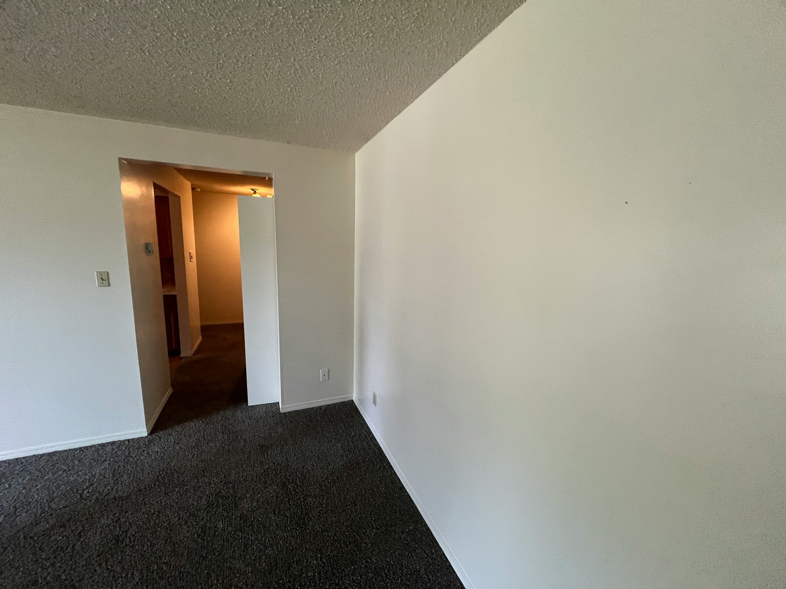 12421 82 Street Northwest, Edmonton, AB, T5B 2X5 - 17