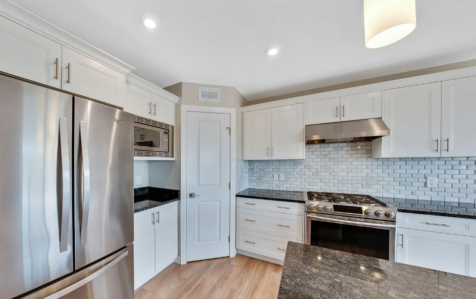 419 Hassard Close, Saskatoon, SK, S7L 4Z7 - 7