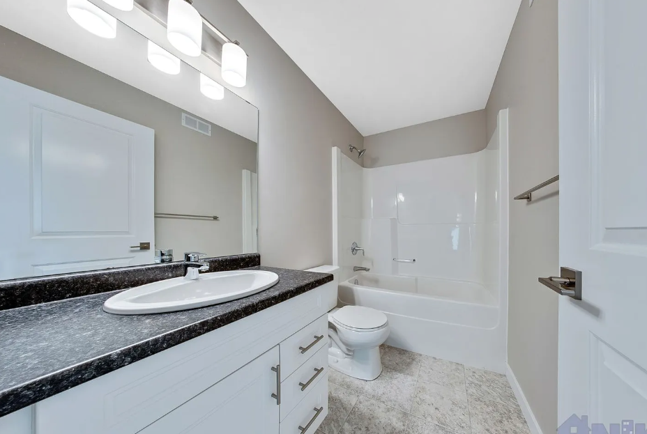 419 Hassard Close, Saskatoon, SK, S7L 4Z7 - 15