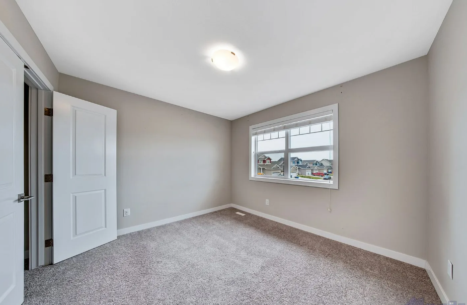419 Hassard Close, Saskatoon, SK, S7L 4Z7 - 17