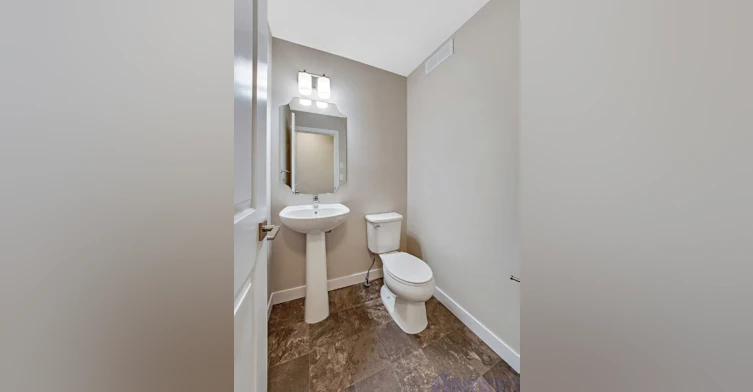 419 Hassard Close, Saskatoon, SK, S7L 4Z7 - 11