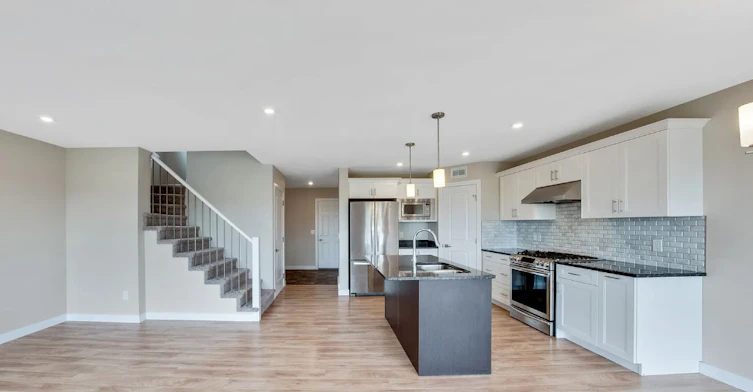 419 Hassard Close, Saskatoon, SK, S7L 4Z7 - 9