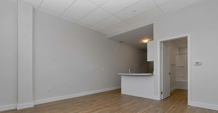 103-12 Colborne Street East, Orillia, ON, L3V 1T3 - 9