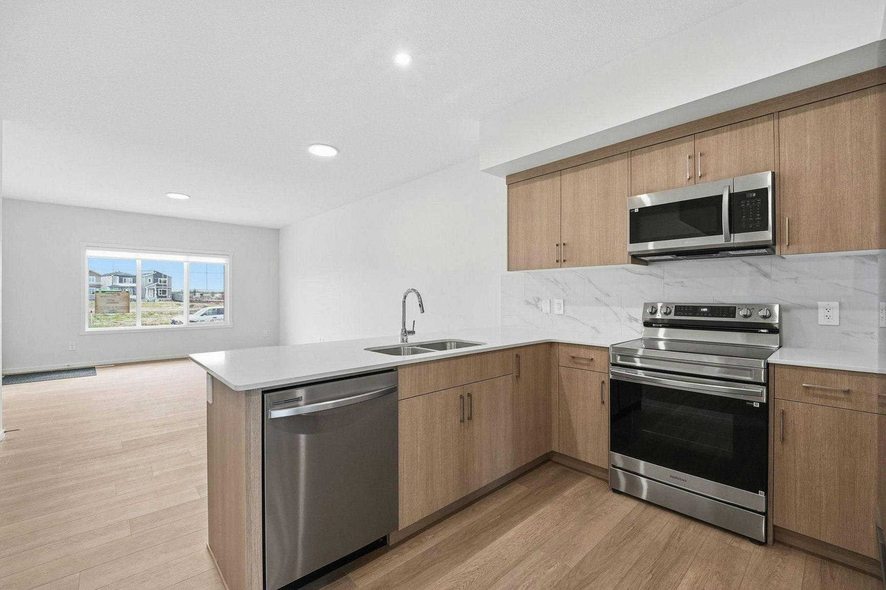 M-507 Black Stone Boulevard, Leduc, AB, T9E 1W1 - 11