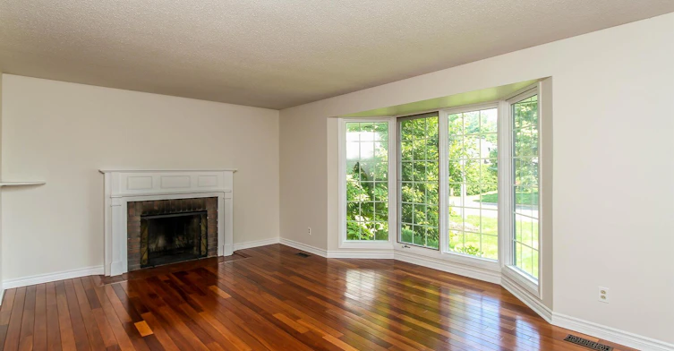 570 Duff Crescent, Ottawa, ON, K1J 7C5 - 5