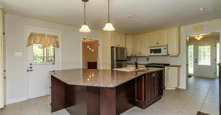 570 Duff Crescent, Ottawa, ON, K1J 7C5 - 9