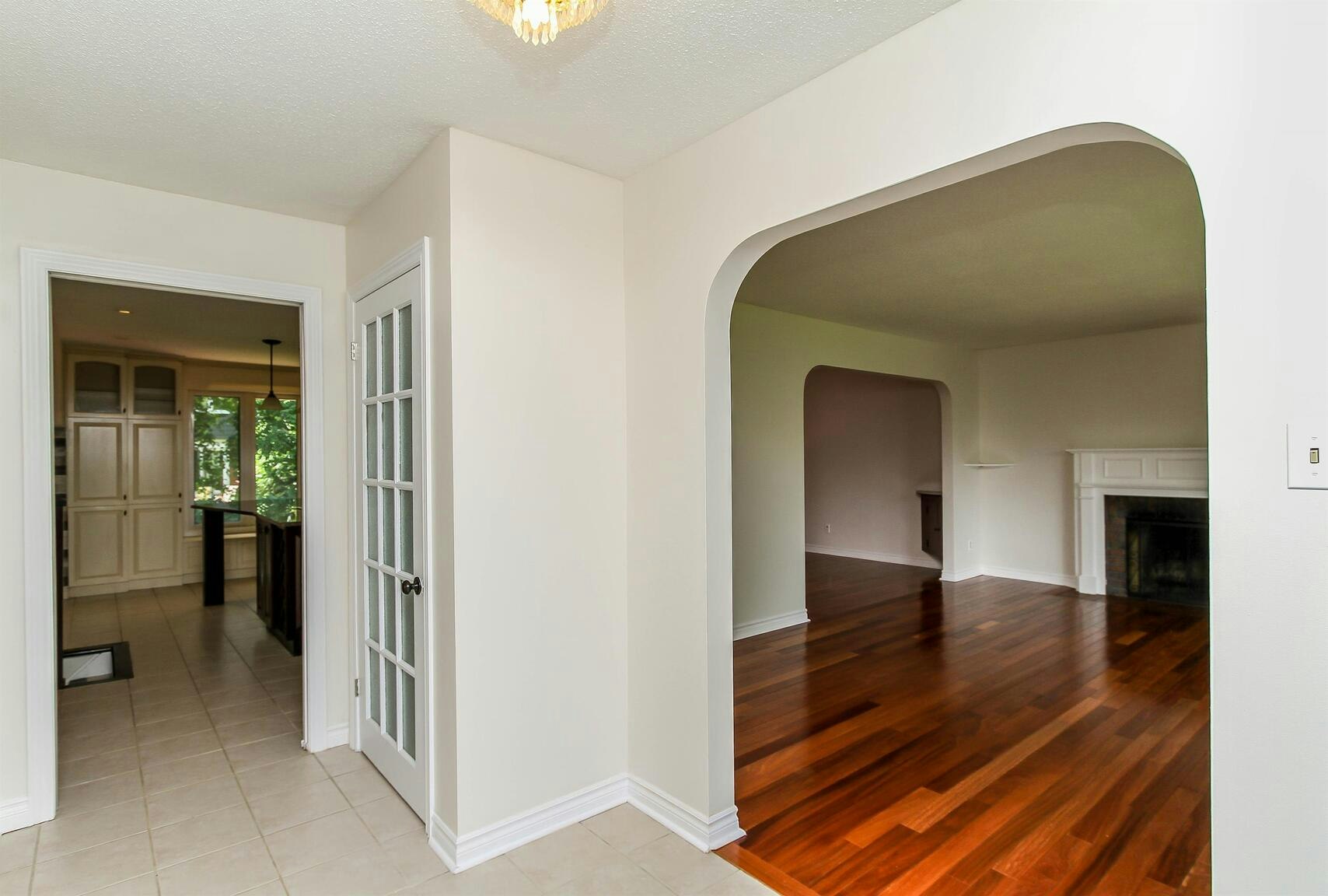 570 Duff Crescent, Ottawa, ON, K1J 7C5 - 4