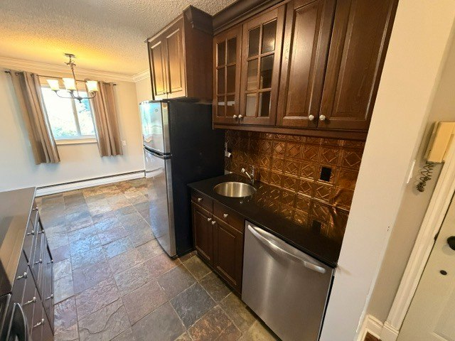 10610 79 Avenue Nw, Edmonton, AB, T6E 1S1 - 4