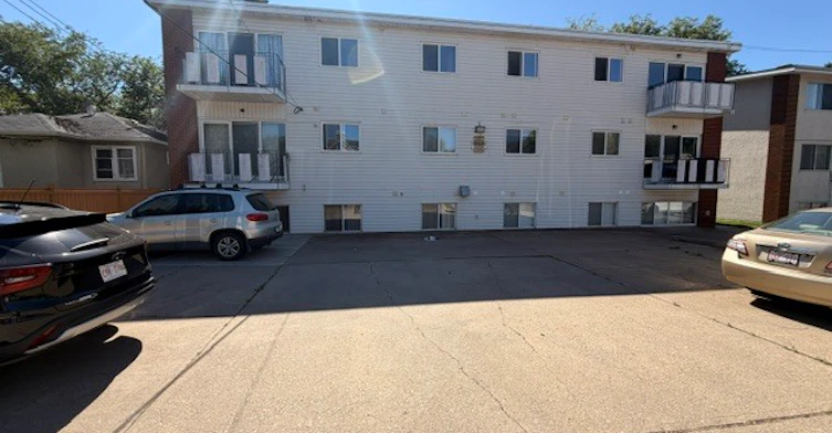 10610 79 Avenue Nw, Edmonton, AB, T6E 1S1 - 21