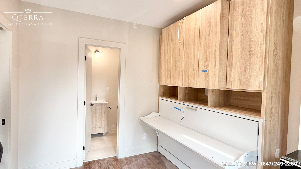 1-215 College Street, Toronto, ON, M5T 1R1 - 2