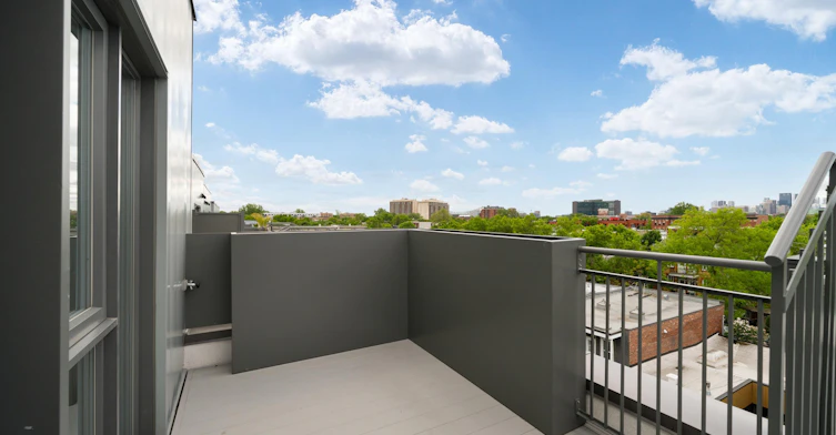 401-2402 Florian Rue, Montréal, QC, H2K 2P5 - 7