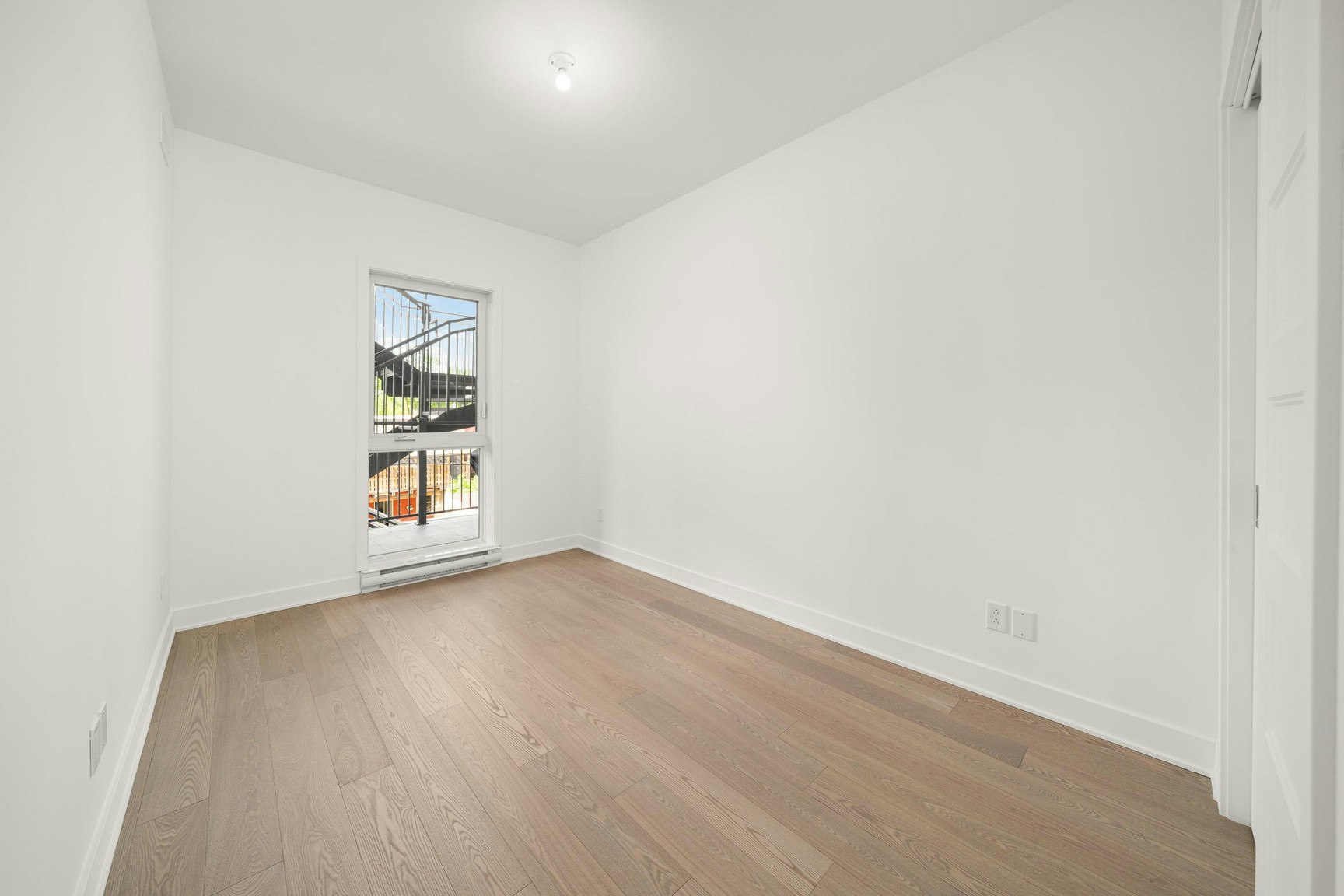 301-2402 Florian Rue, Montréal, QC, H2K 2P5 - 23