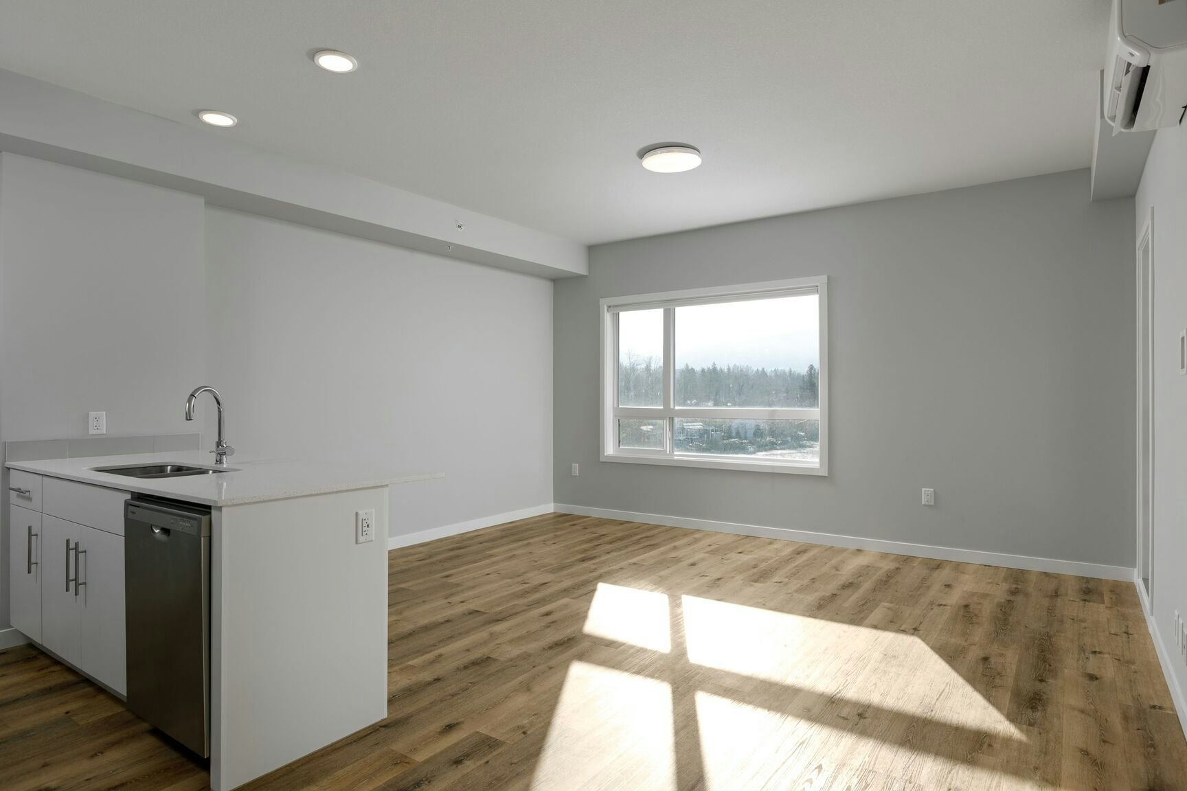 B413-D-2165 Benvoulin Court, Kelowna, BC, V1W 0G9 - 2