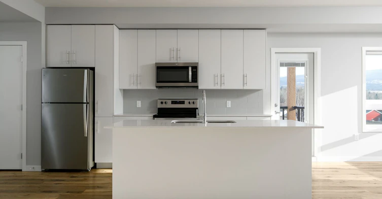 A409-2165 Benvoulin Court, Kelowna, BC, V1W 0G9 - 2