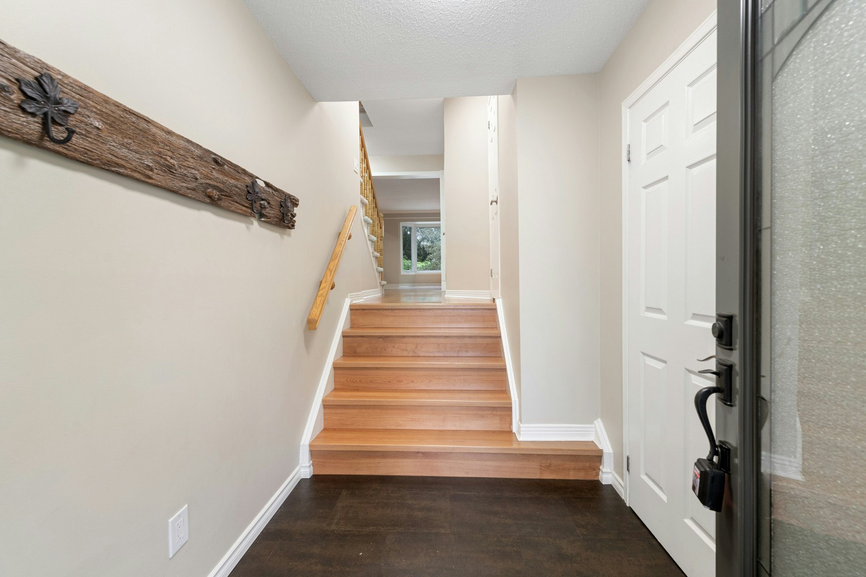 41 Hawley Crescent, Ottawa, ON, K2M 1T5 - 3