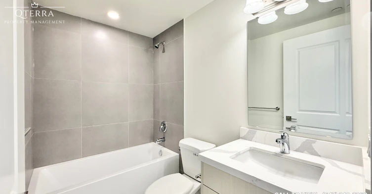 211-2825 Jane Street, Toronto, ON, M3N 2J5 - 5