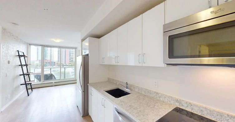 450 8 Avenue Se, Calgary, AB, T2G 1T2 - 3
