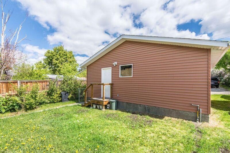 4904 19 Avenue NW, Calgary, AB, T3B 0S9 - 7
