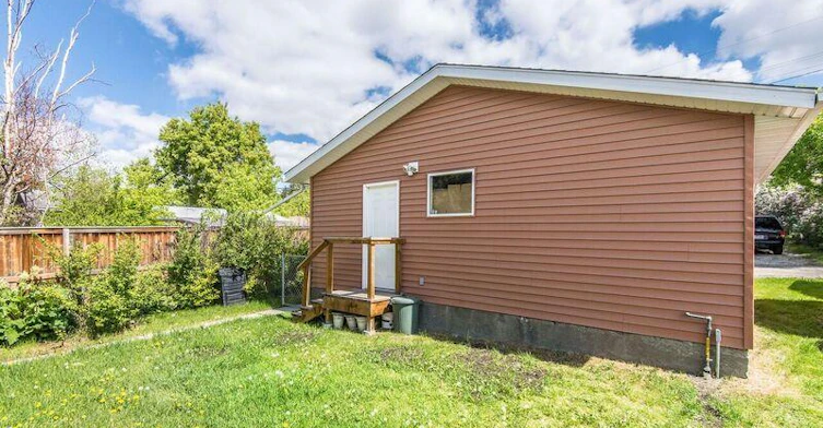 4904 19 Avenue NW, Calgary, AB, T3B 0S9 - 7