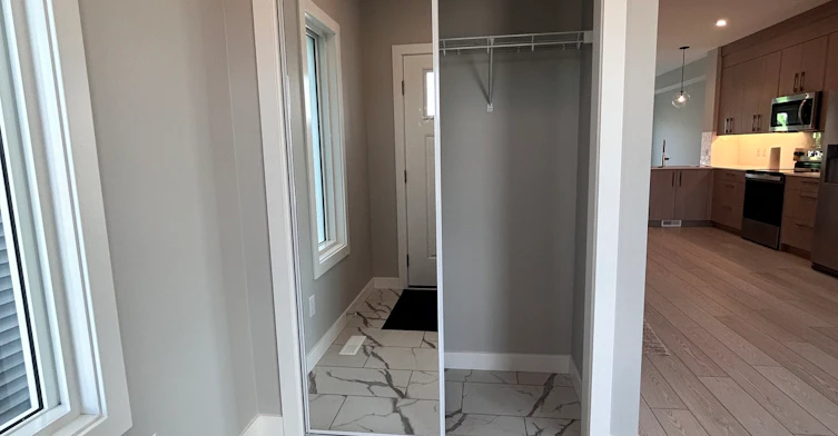 9711 Huxbury Drive Northeast, Calgary, AB, T1X 0L4