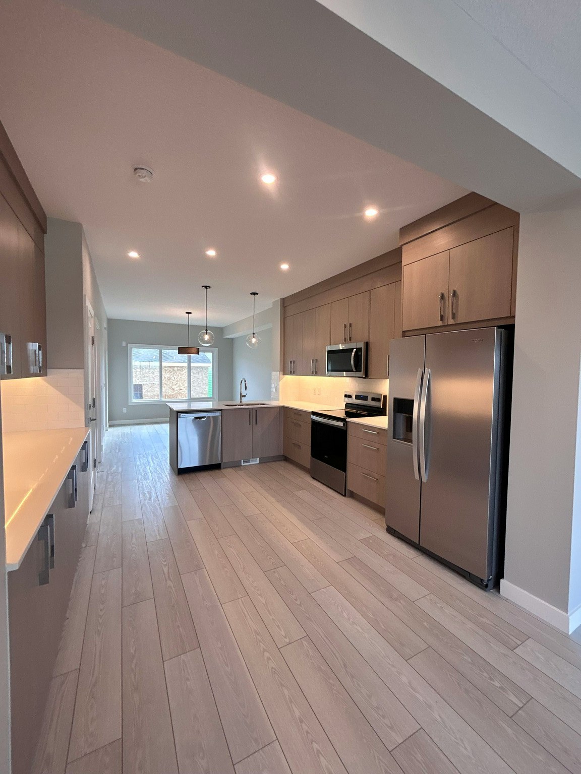 9711 Huxbury Drive Northeast, Calgary, AB, T1X 0L4 - 4