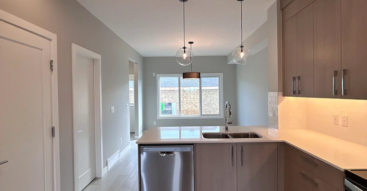 9711 Huxbury Drive Northeast, Calgary, AB, T1X 0L4 - 5