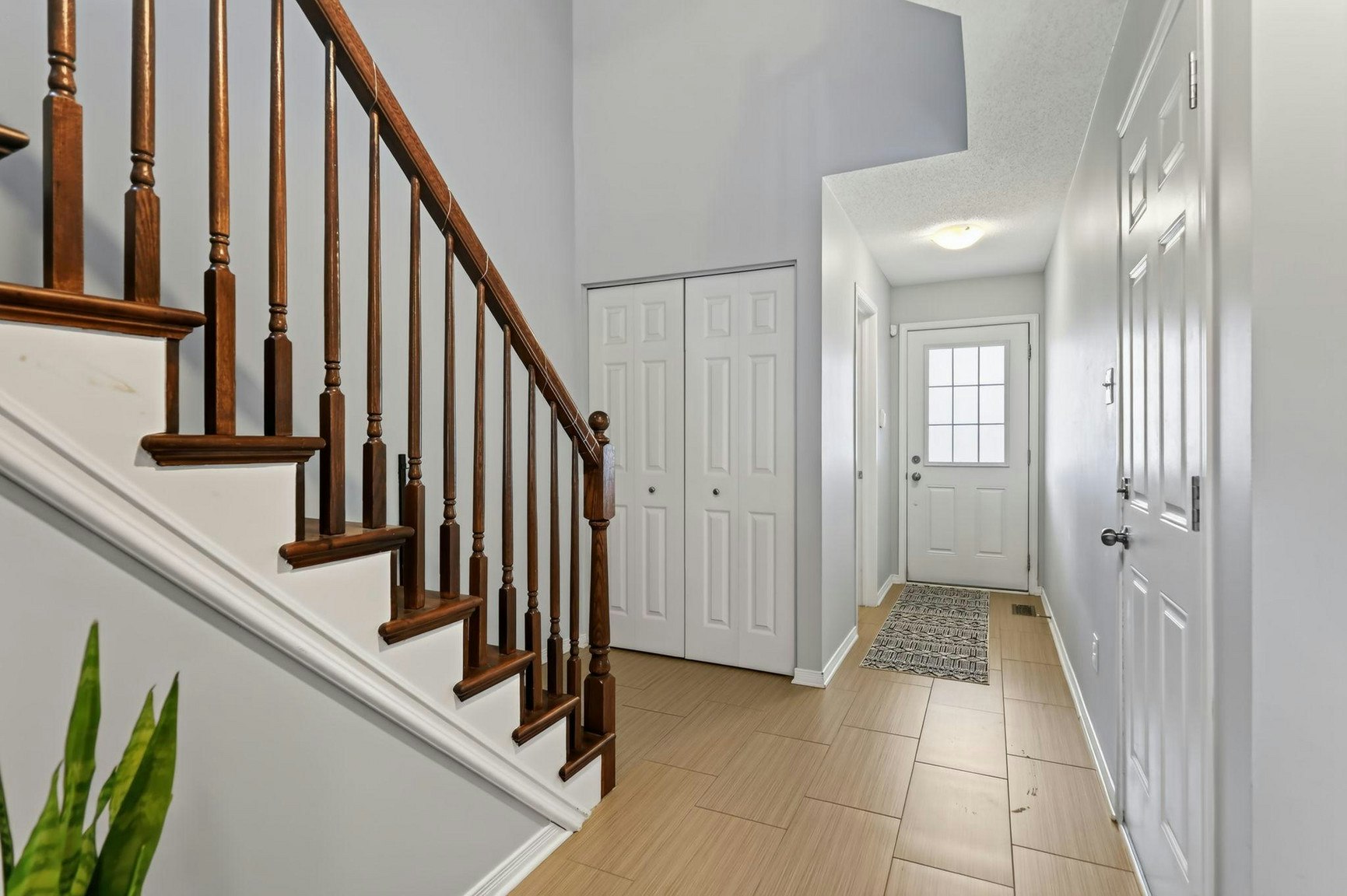 326 Laguna Street, Ottawa, ON, K1T 0L1 - 3
