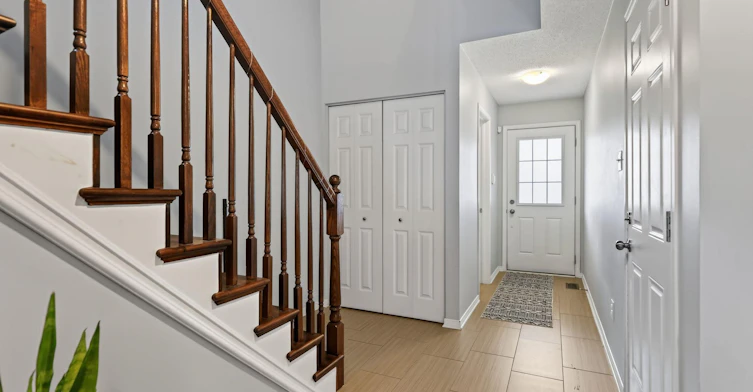 326 Laguna Street, Ottawa, ON, K1T 0L1 - 3