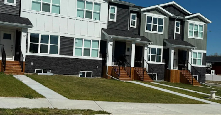 Grayhawk Boulevard, Red Deer County, AB, T4S 0X2 - 2